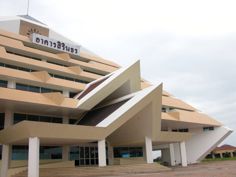 ห้องบริการคอมพิวเตอร์ สำนักคอมพิวเตอร์ฯ วิทยาเขตปราจีนบุรี